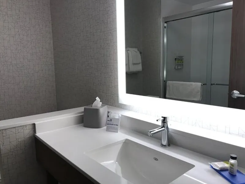 Holiday Inn